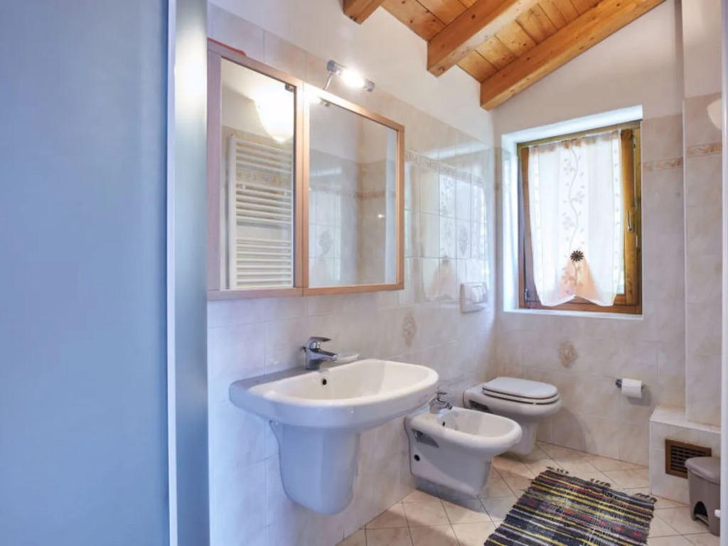 House Ronco Dongo 32460