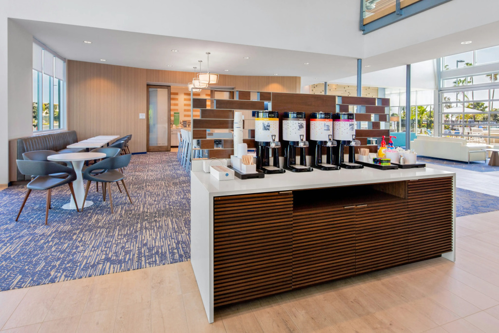 Hampton Inn & Suites San Diego Airport Liberty Station