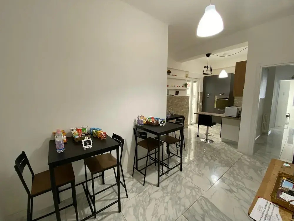 Ennio Rooms
