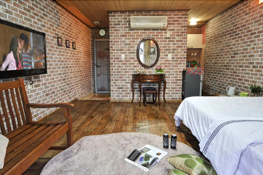 Yeosu Odongdo Pension