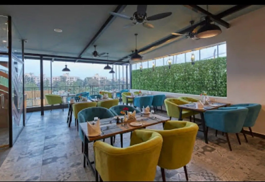 Regenta INN Grand Koramangala by Royal Orchid Hotels