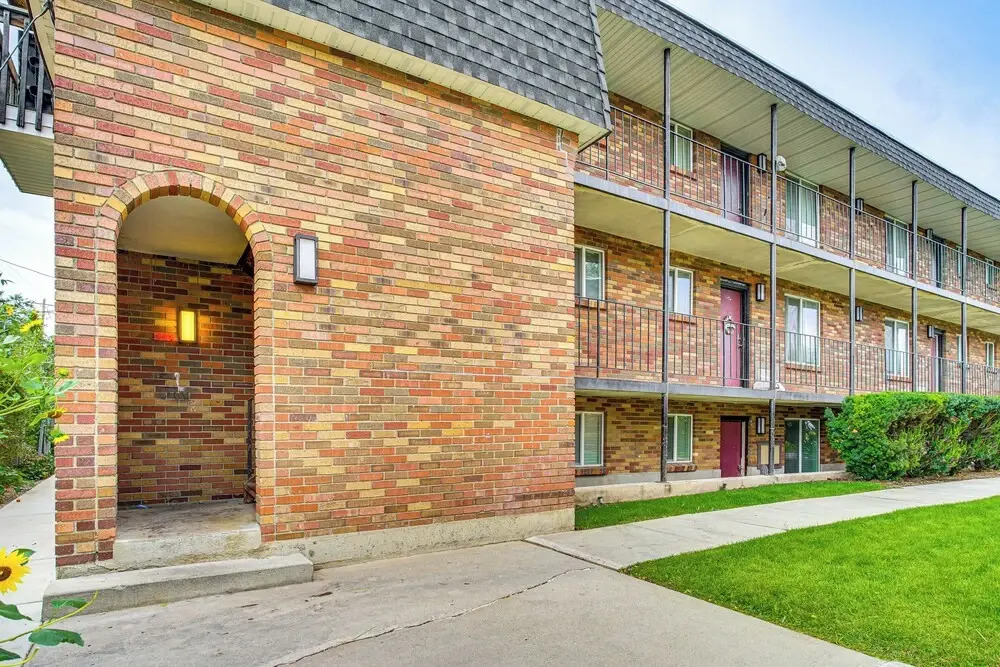 Hike & Ski: Condo 8 Mi to Dtwn Salt Lake City!