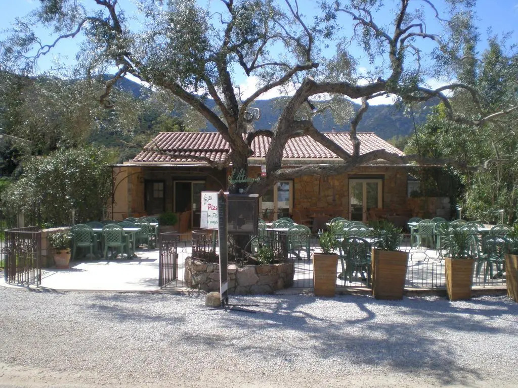 Hôtel lAlivu