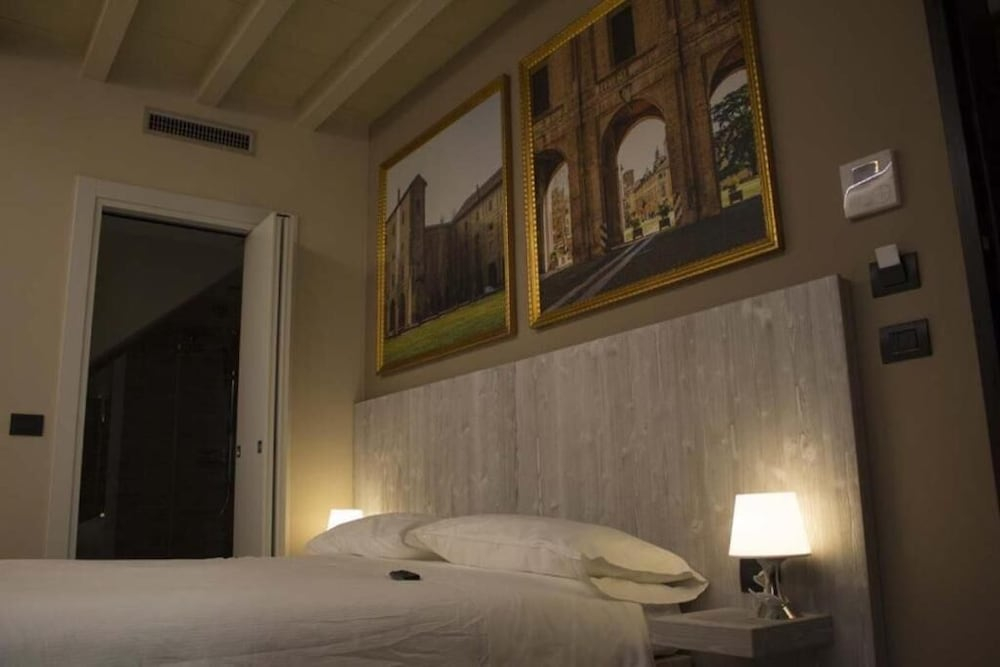 Palazzo Domanto Apartments Parma