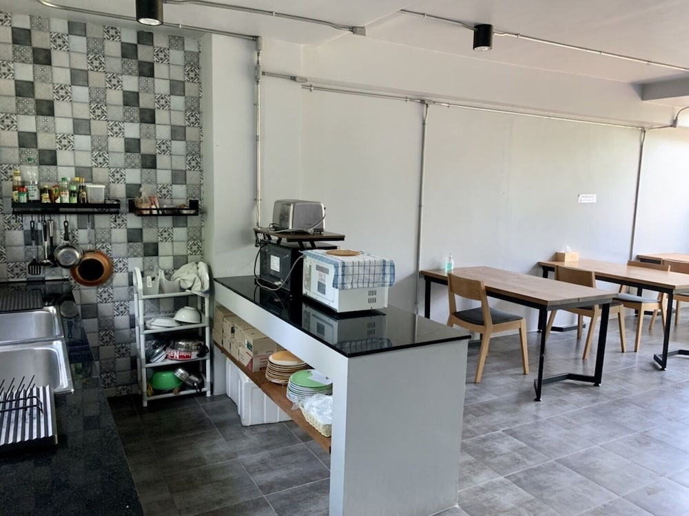 Atom Phuket Hotel