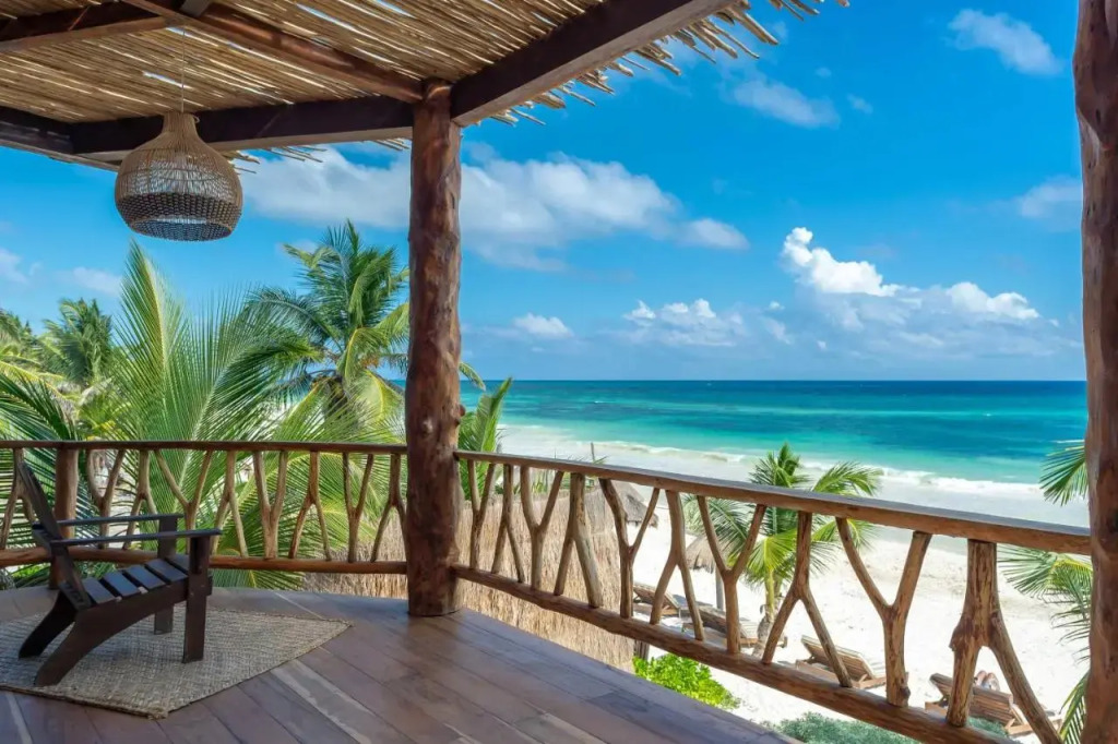 Casa Ganesh Beachfront Tulum Hotel
