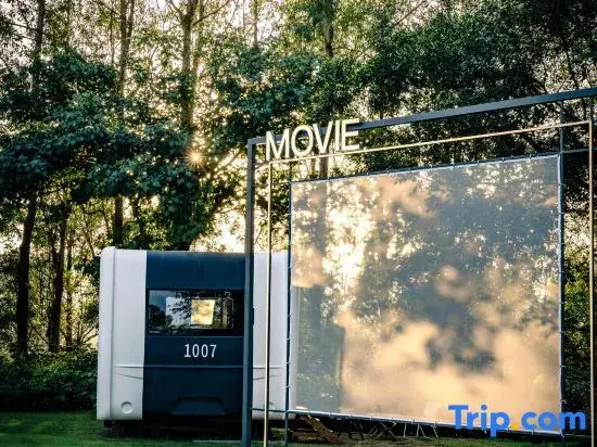 Zhonglv Anaya Jiulong Lake · A.CAMP RV Campground