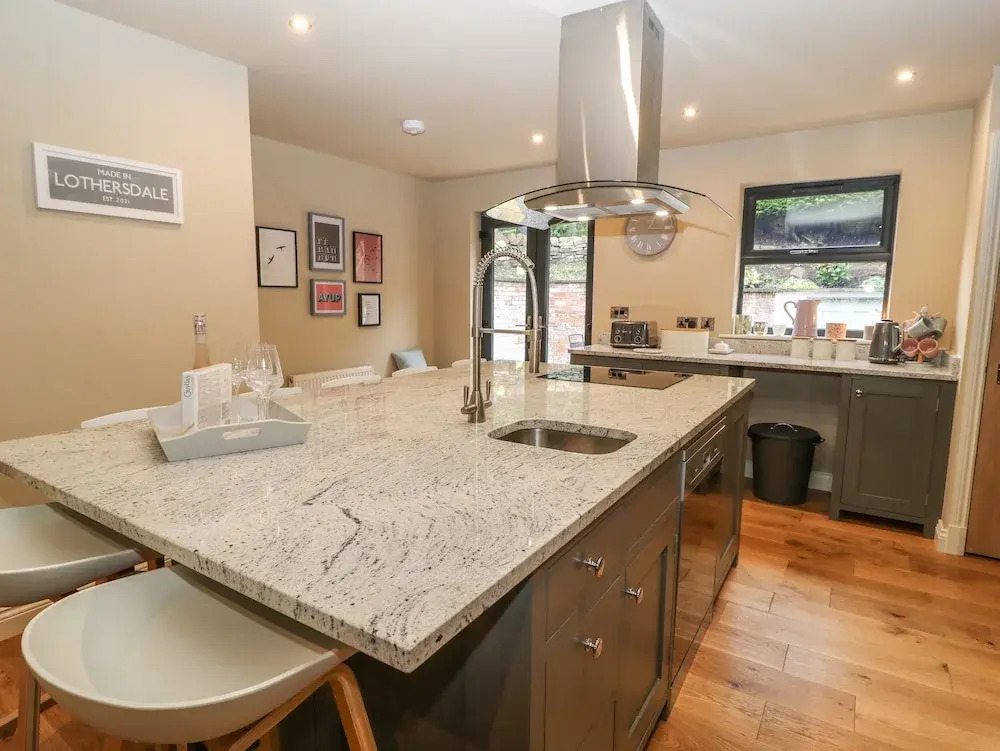1 Stansfield Mews