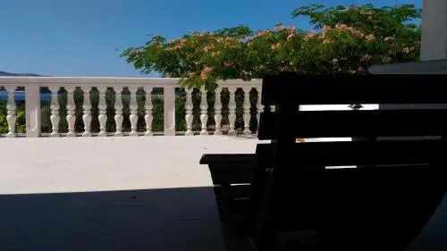 The Garden of Elaïs