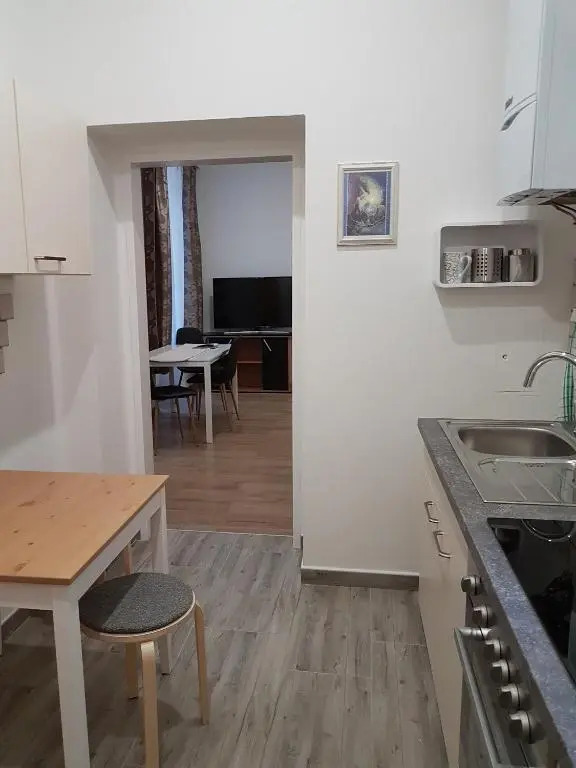 Gerald`s Apartment 5