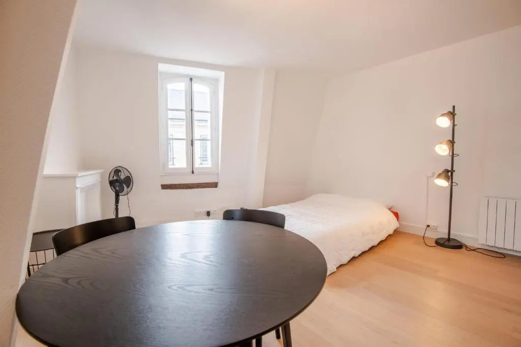 Récent studio à deux pas du Vieux Tours