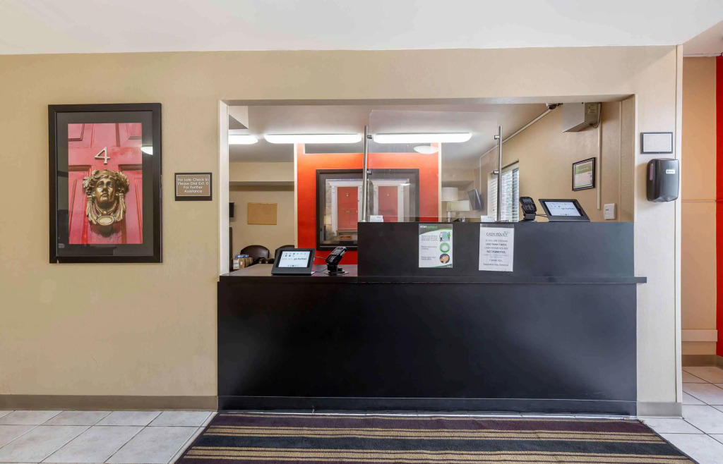 Suburban Studios Copley Akron West