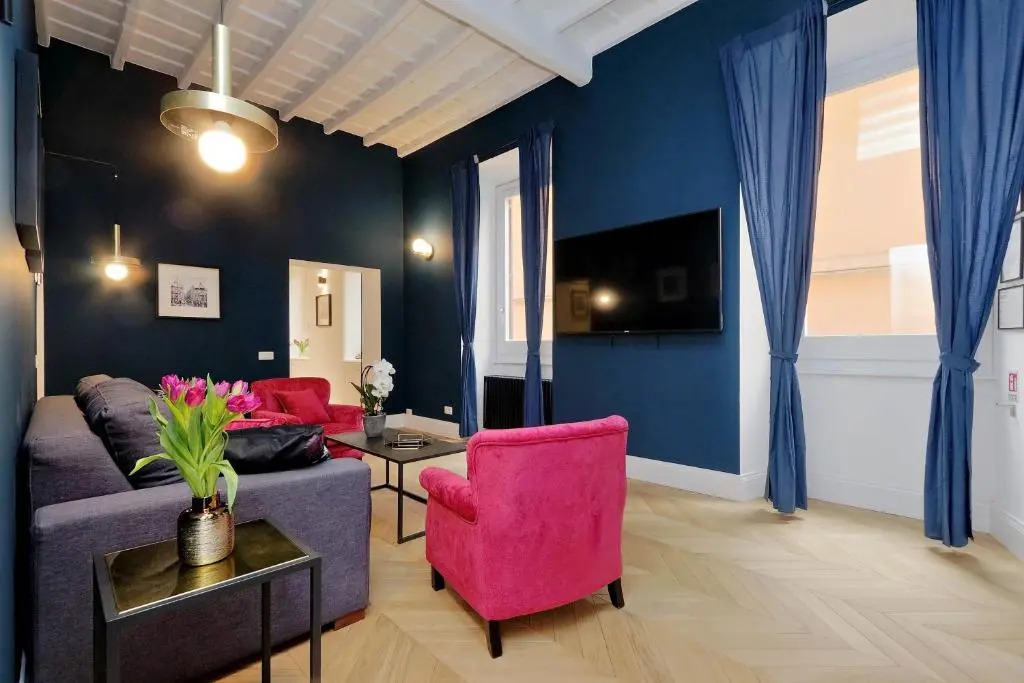 EVE Guest House at Trevi Fountain