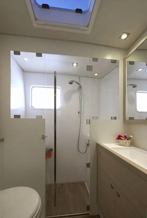 Dream Yacht Charter Private Crewed Yacht