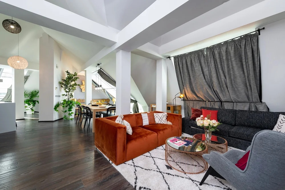 EMPIRENT New Town Apartments