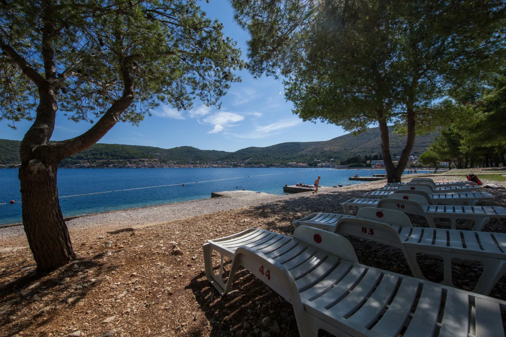Hotel Issa