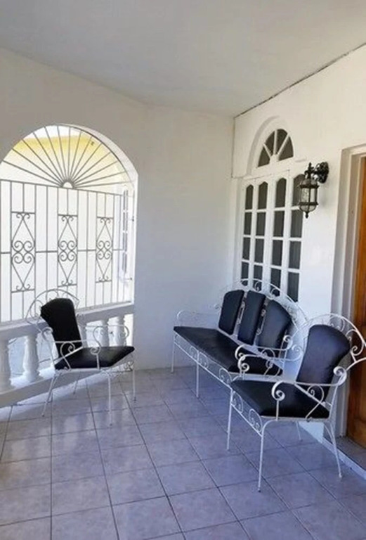 Maranatha Close