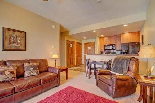 Highland Greens Lodge 305 Condo
