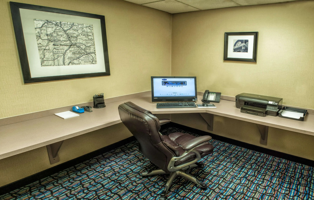 Hampton Inn New Philadelphia