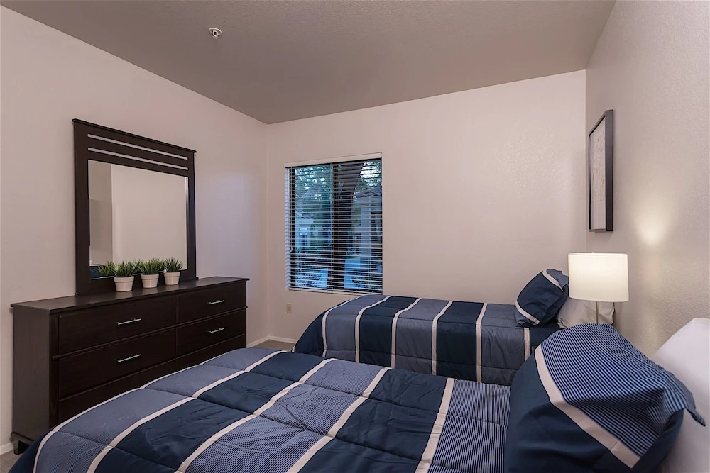 Home Suite Home 3 BR by Casago
