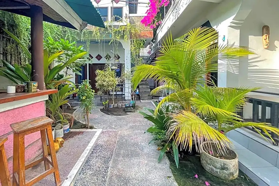 711 Gili Trawangan Mitra RedDoorz