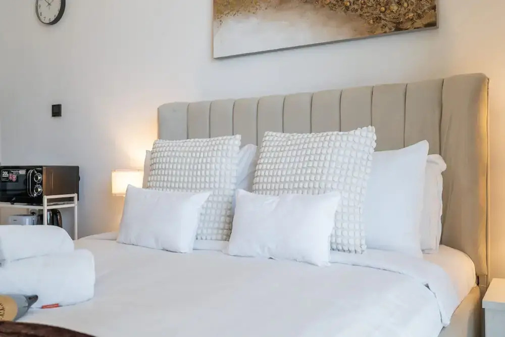 Outstanding Studio in Empire Residence JVC
