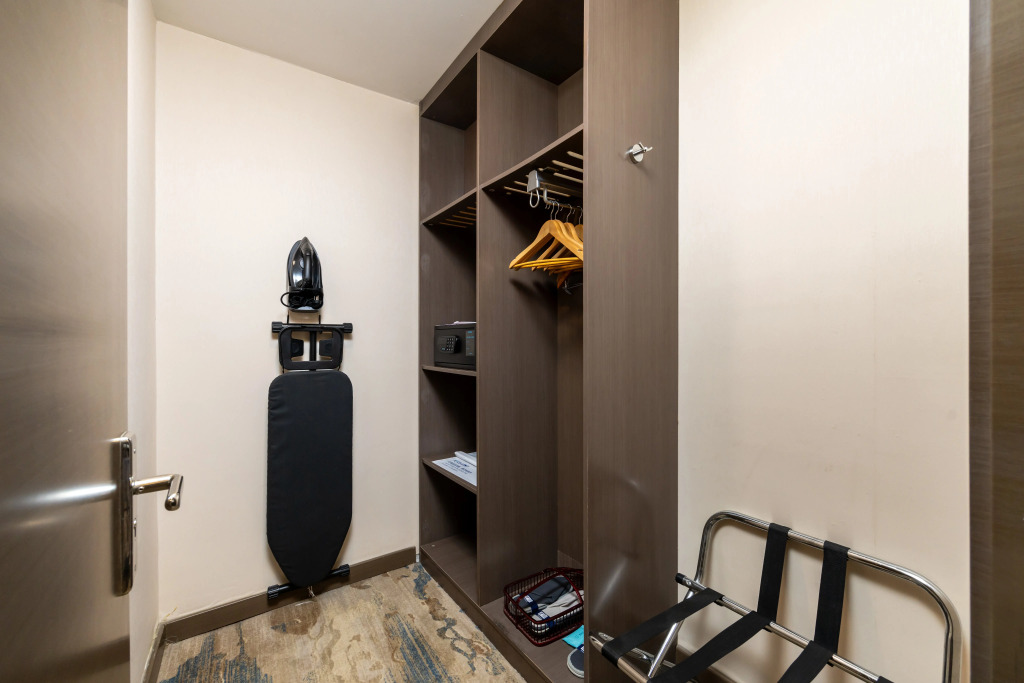 Holiday Inn Express Shenyang North Station by IHG