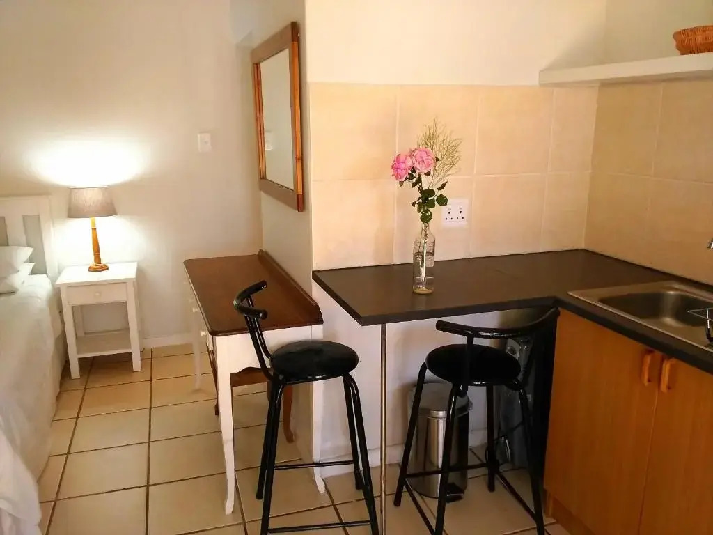 Antique Silk Self Catering Unit