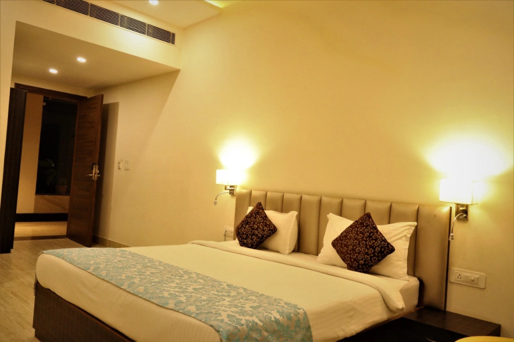 Hotel Jasmine Grand