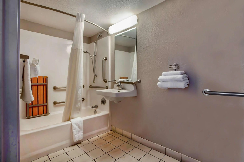 Motel 6-Kingman, AZ - Route 66 East