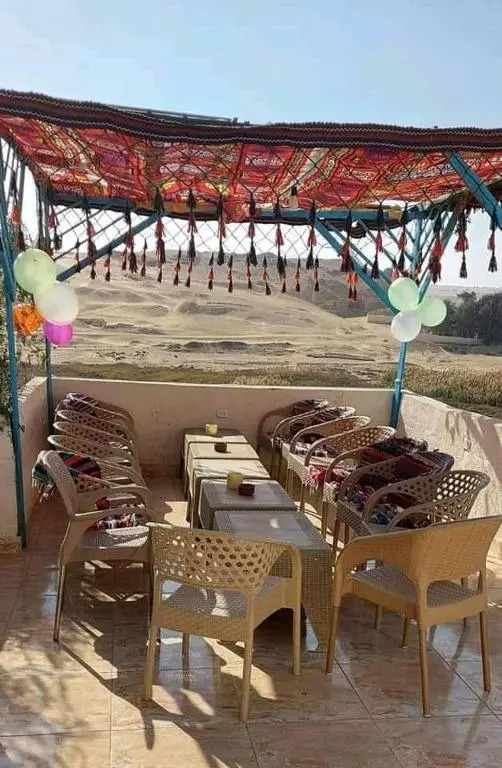 Desert pyramids studio