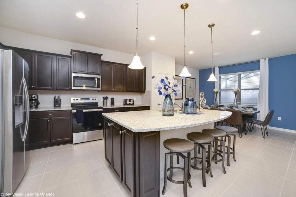 Resort Community and Private Pool 2481