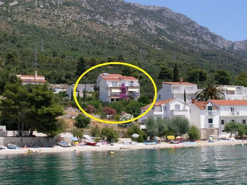 Kate - 20m From the Beach - A1
