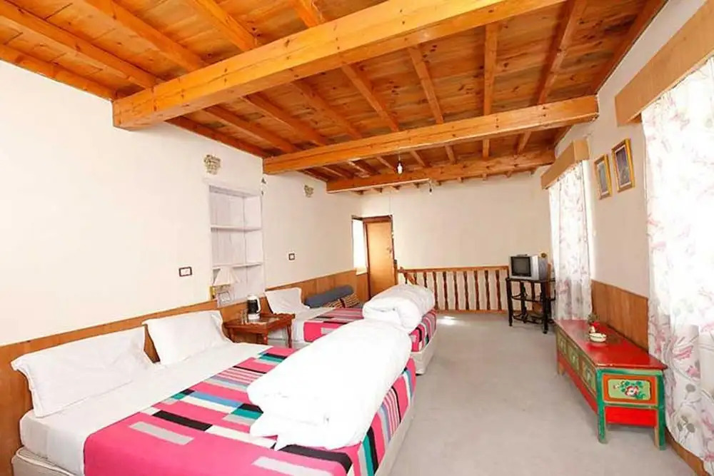 Hotel Om's Home