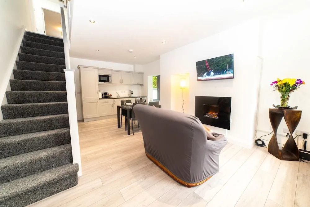No 2 Kinvara House