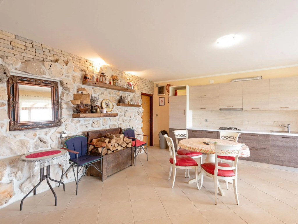 Holiday Home Mandre near Stunning Beaches