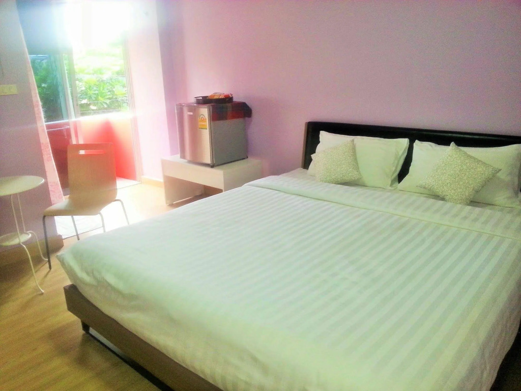 ZEN Rooms Ricco Suvarnabhumi