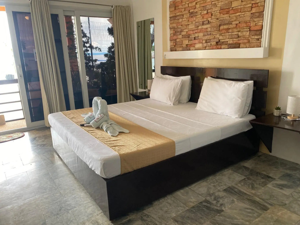 Papa Freds Beach Resort