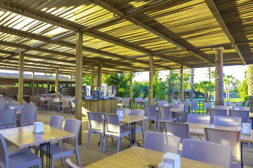 Caretta Beach Hotel