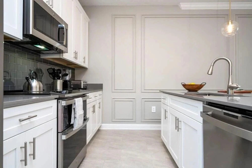 Luxury Family Townhouse w/ Resort Pool at Storey Lake