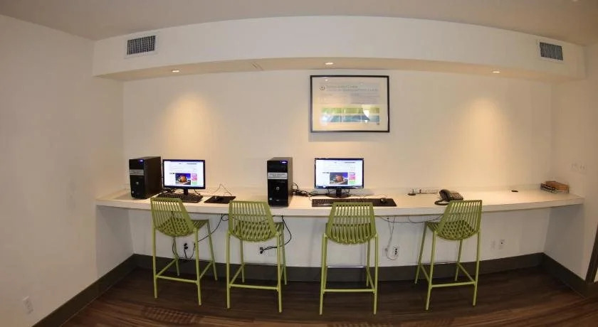 HI Calgary City Centre - Hostel