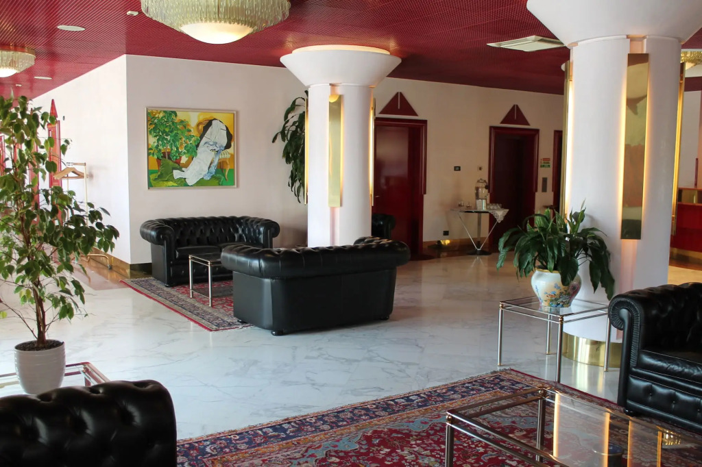 Agora Palace Hotel