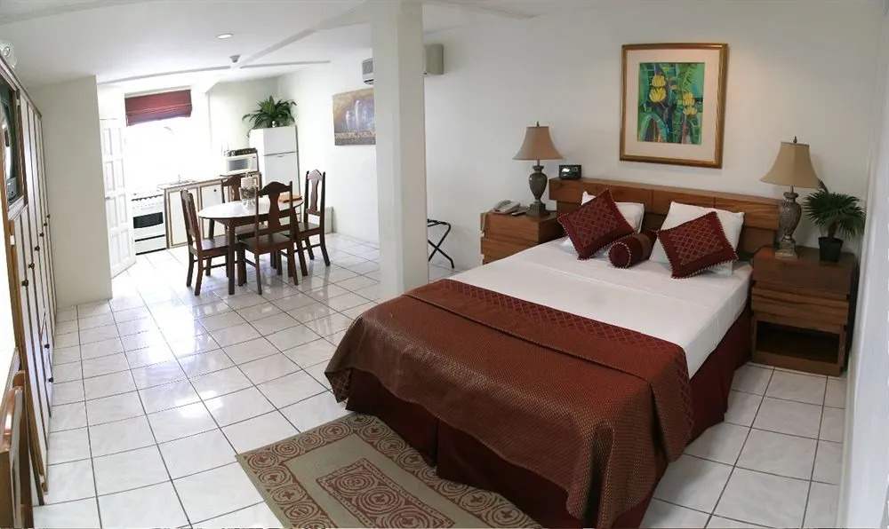 Tradewinds Hotel