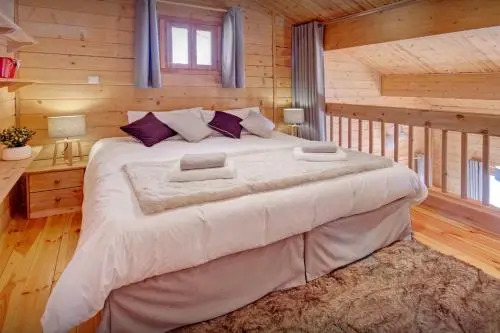 Chalet des Momes - OVO Network
