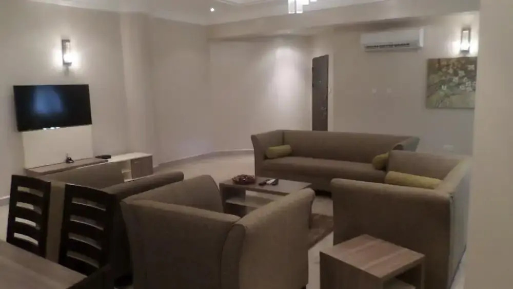 Gloriana Apartments