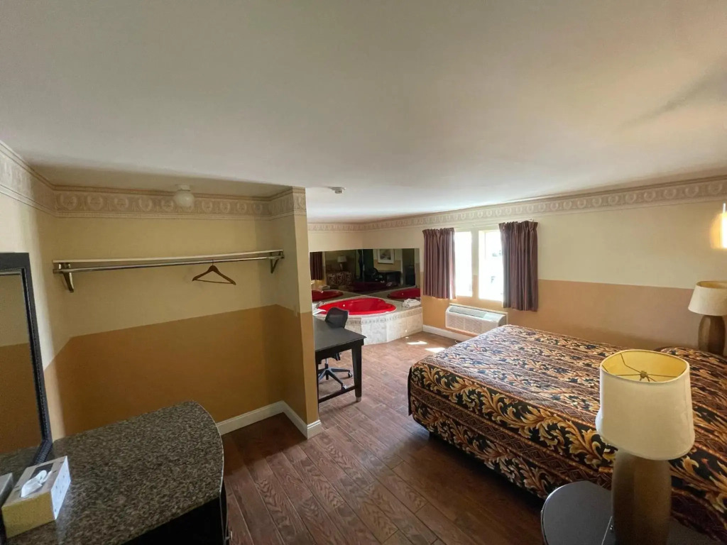 Sea Palace Inn