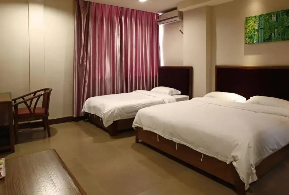 Guangzhou Kingsky Hotel