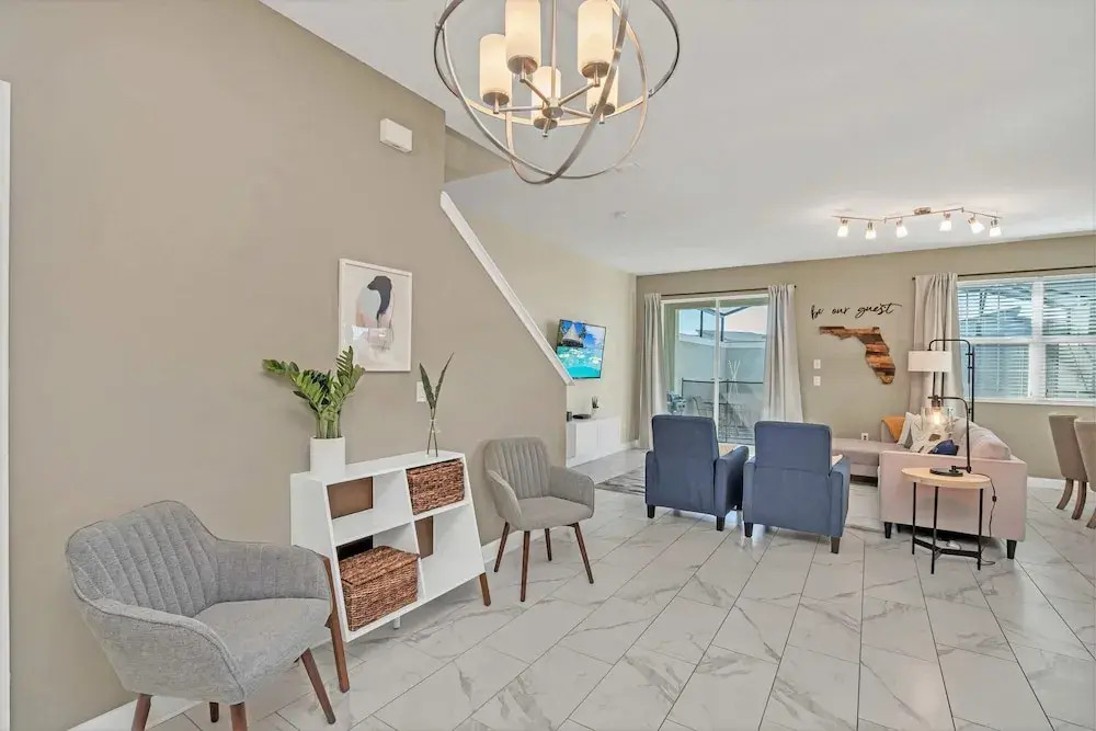 Lake View and Mickey Room! Stunning Home! #5sl851