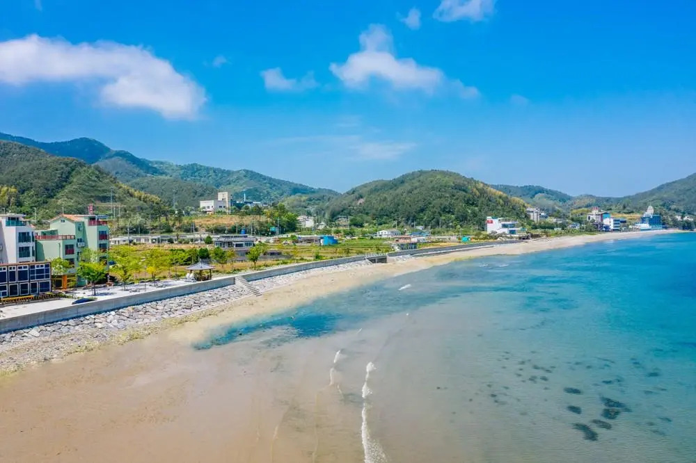 Geoje Beach House Pension
