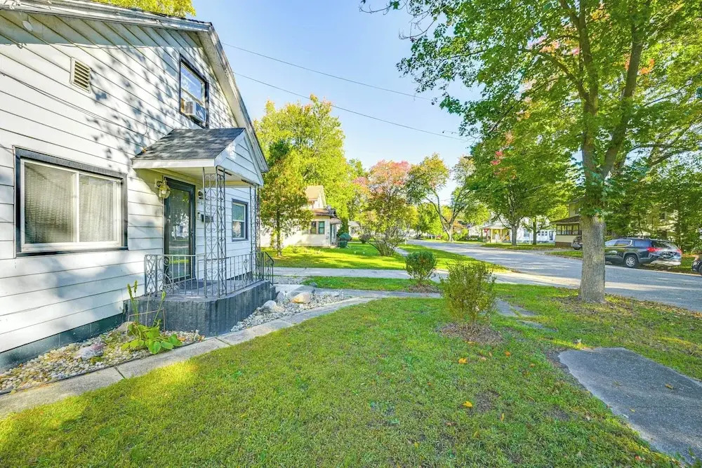 Niles Vacation Rental Near St Joseph River!